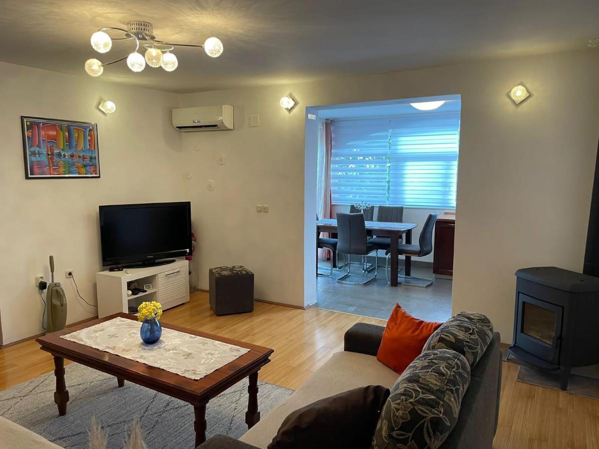 Apartment Finally Kaštel Stari Exteriér fotografie